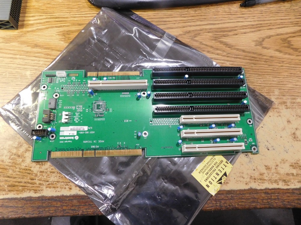 Kontron Model:  082-0161-01-A Backplane Board