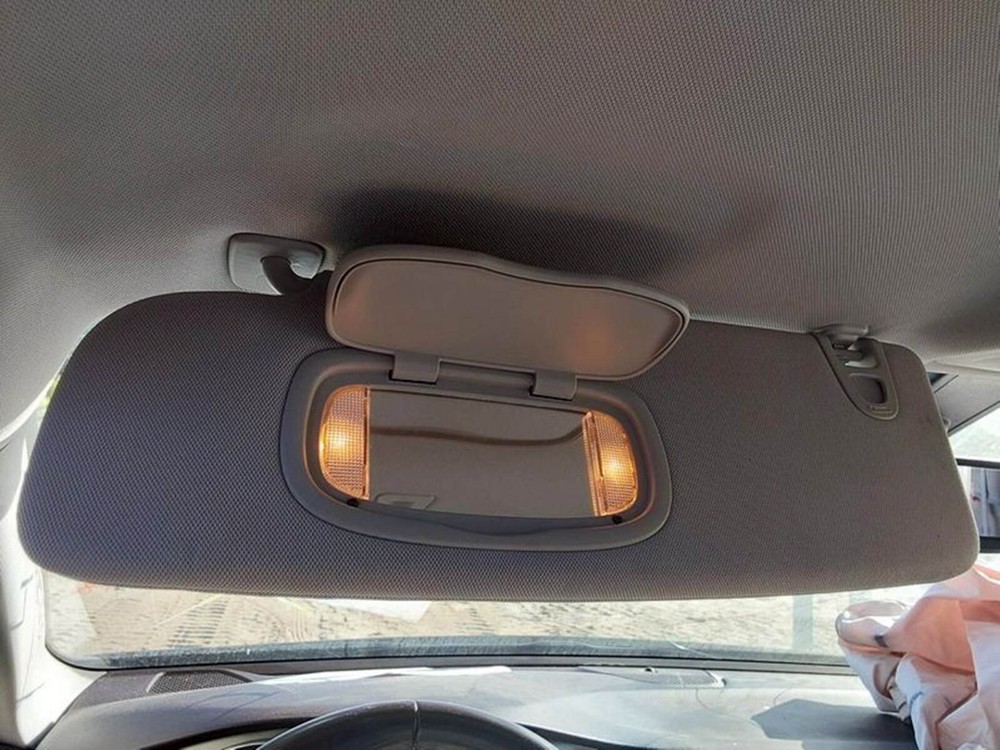 2018-2020 Chrysler Pacifica Left Driver Sun Visor Illuminated With GDO Gray