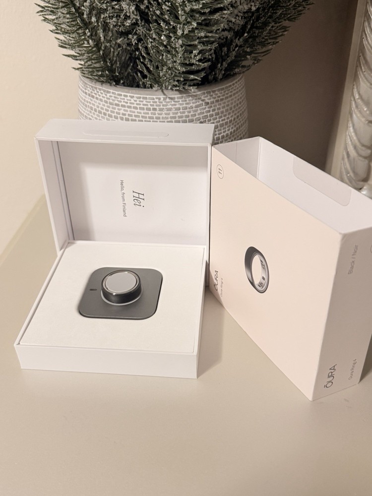 Oura Ring 4 Black - Size 11