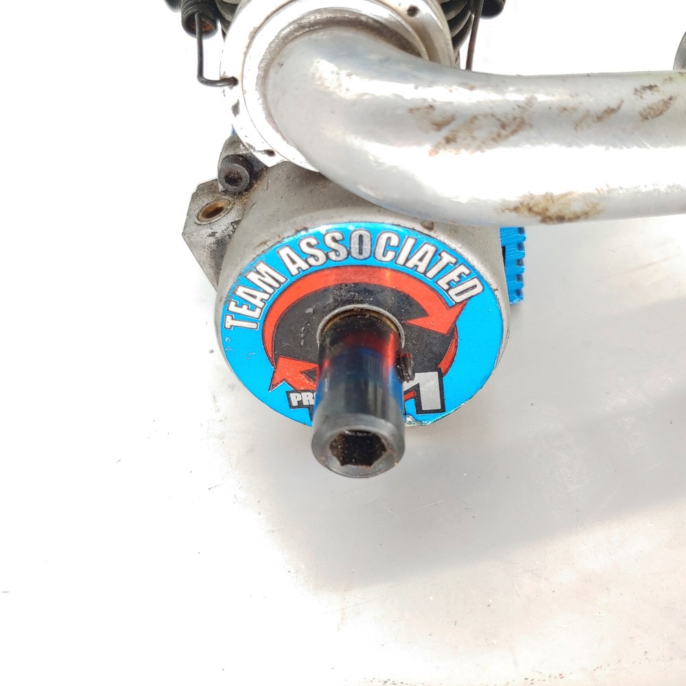 AS IS/READ: Team Associated Pro 21R Nitro Engine - Cracking Noise