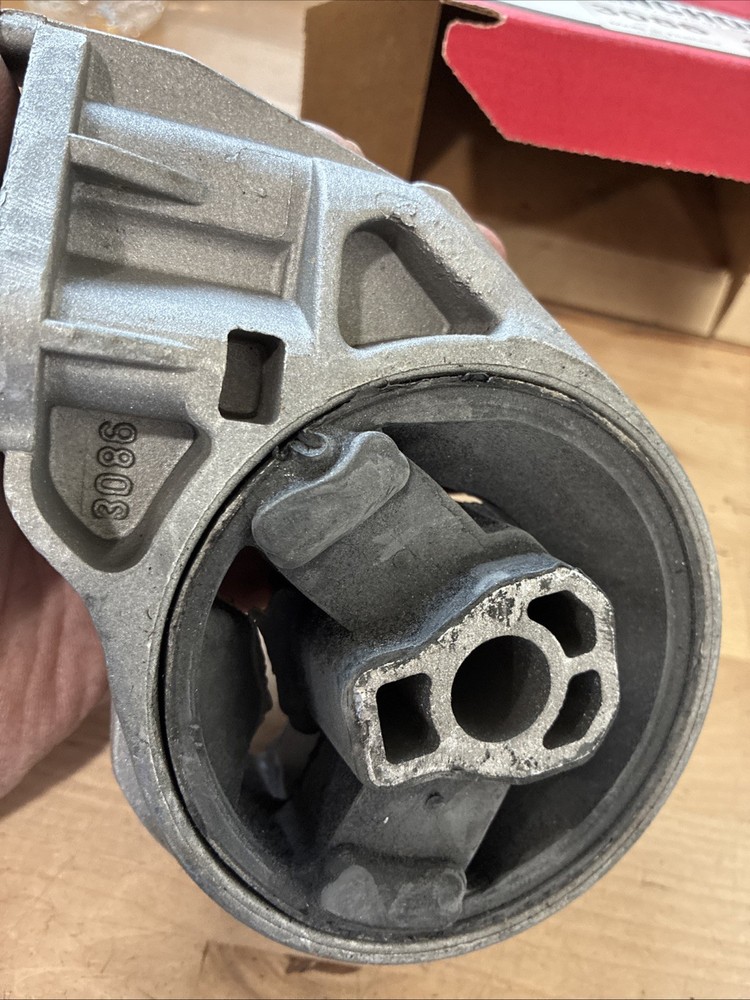 ONIX Automatic Transmission Mount for Freestar, Monterey 3086