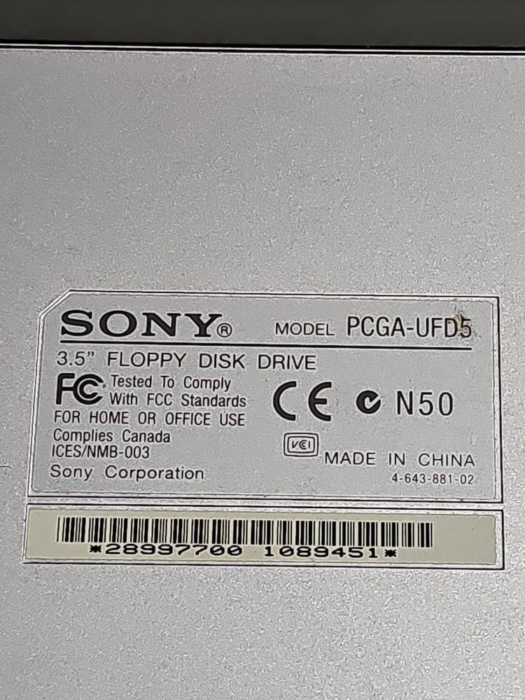 SONY PCGA-UFD5 VAIO Silver 3.5" External Interface Floppy Drive Untested