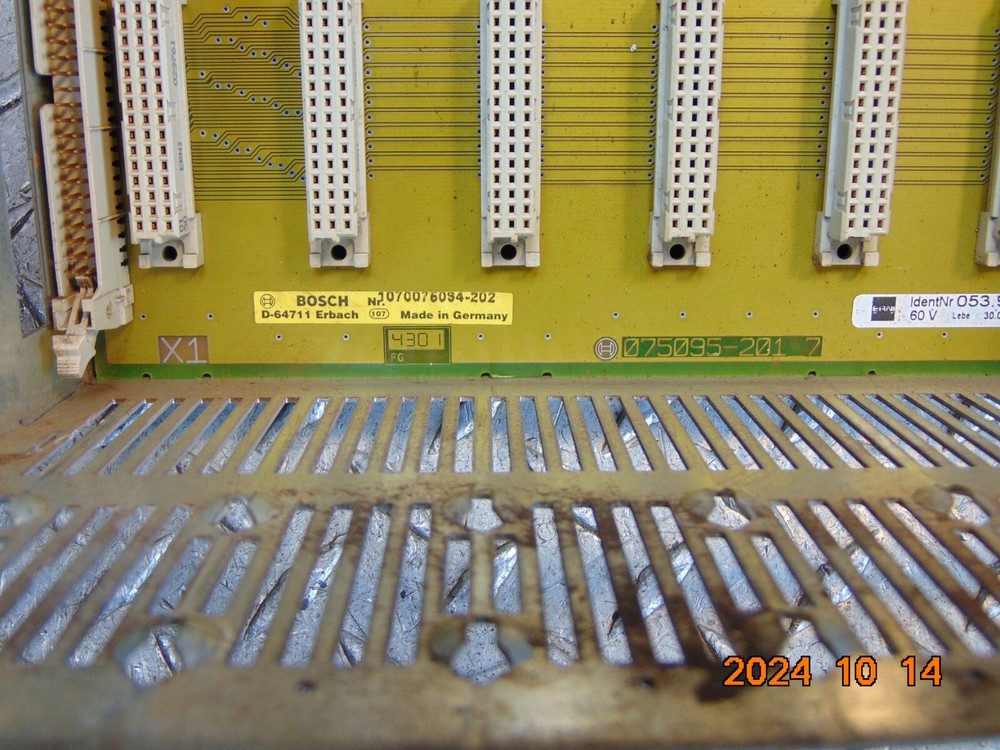 BOSCH 1070075100-202 CHASSIS RACK