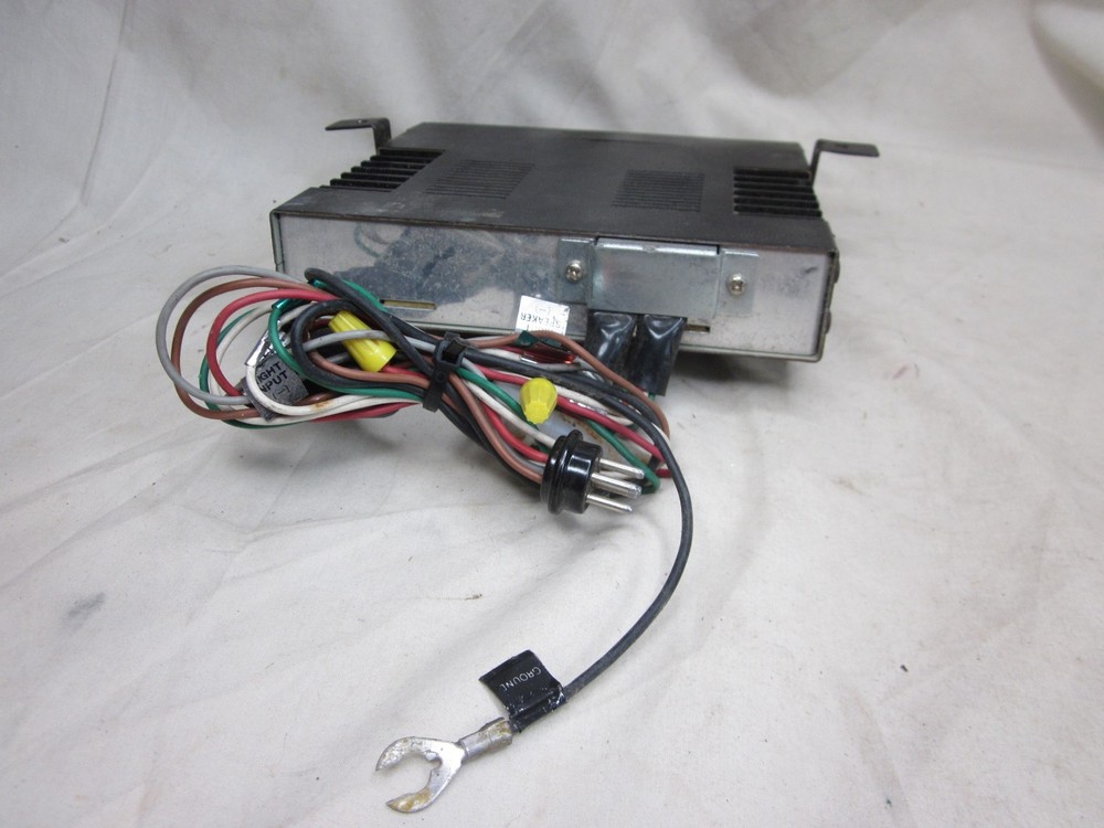 untested vintage REALISTIC STEREO FREQUENCY EQUALIZER BOOSTER model 12-1954