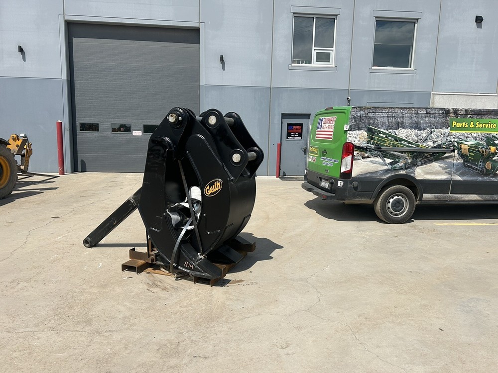 3 over 2 Geith Demolation grapple