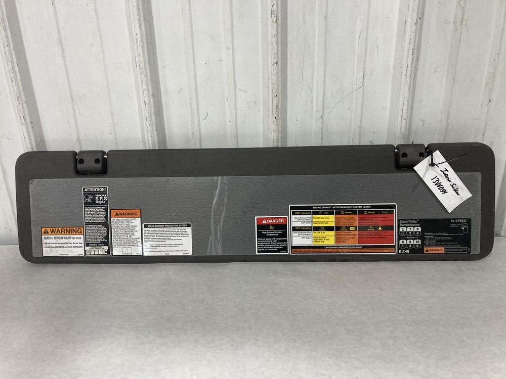 Volvo VNL Left/Driver Interior Sun Visor - Used