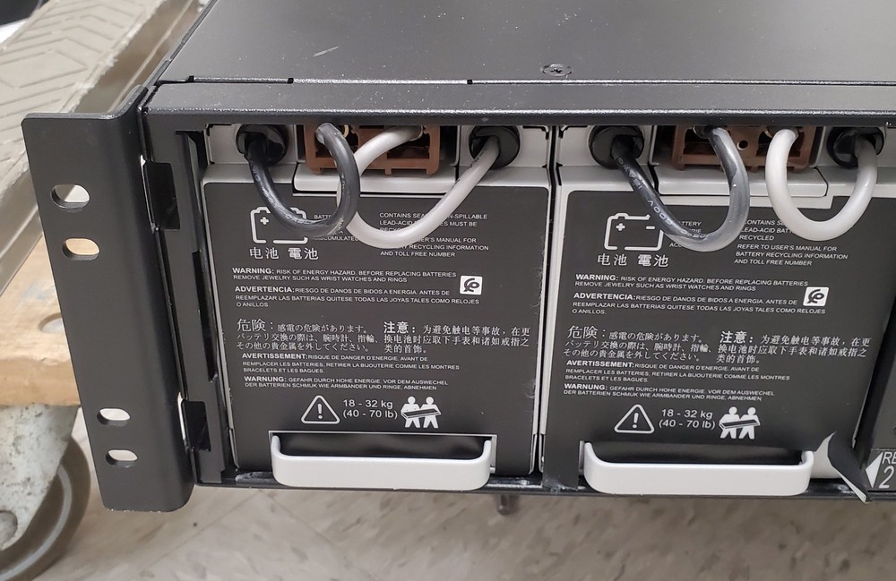 APC SmartUPS SRT External Battery Pack SRT192RMBP
