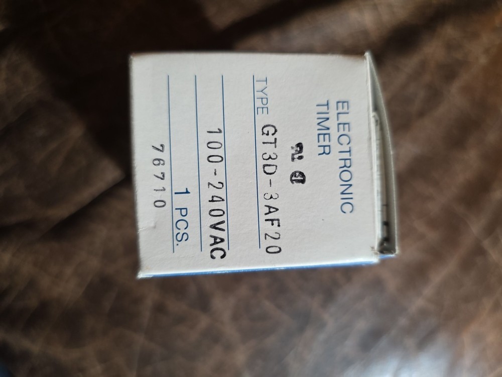 Idec Electronic Timer Idec Electronic Timer Gt3D-AF20GT3D-3AF20 - NEW AND IN BOX