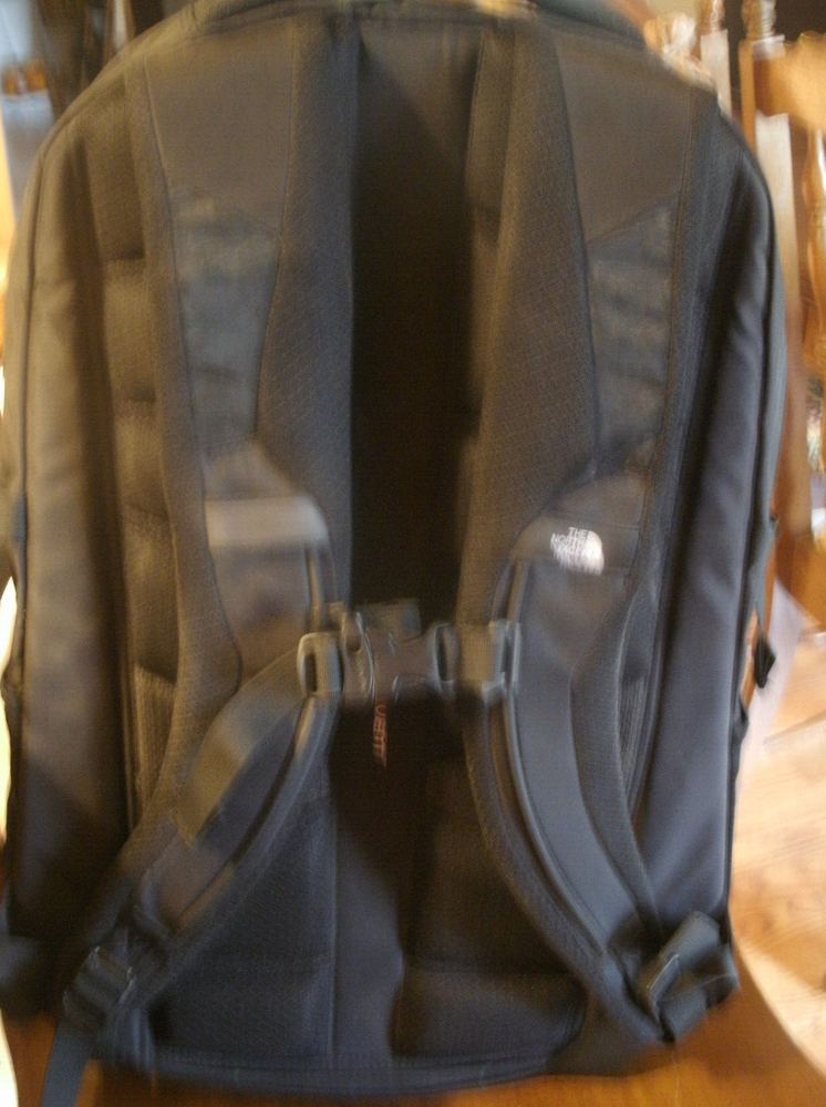 NWOT north face generator backpack (677)