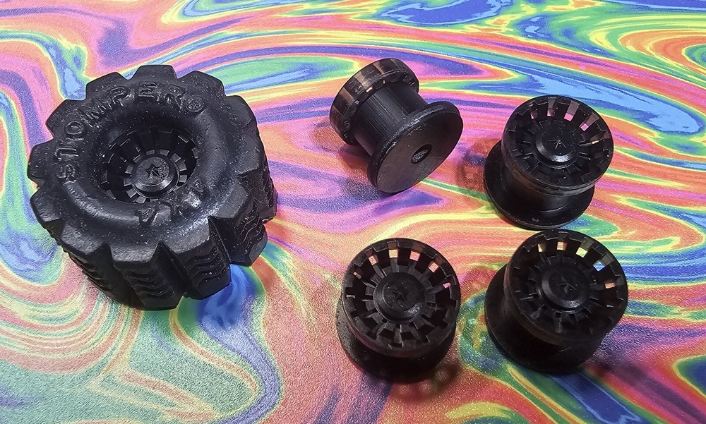 Stomper Star 4x4 Rock Climbing Wheels Mags