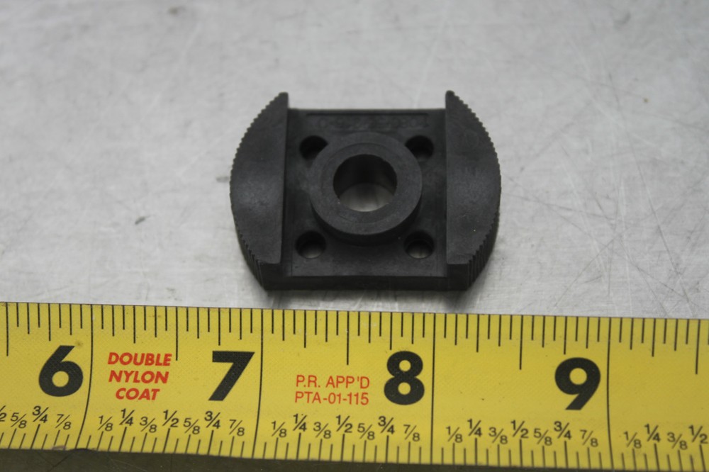 KRONES BOTTLING MACHINE 1-080-56-916-0 SUPPORT BRACKET NEW