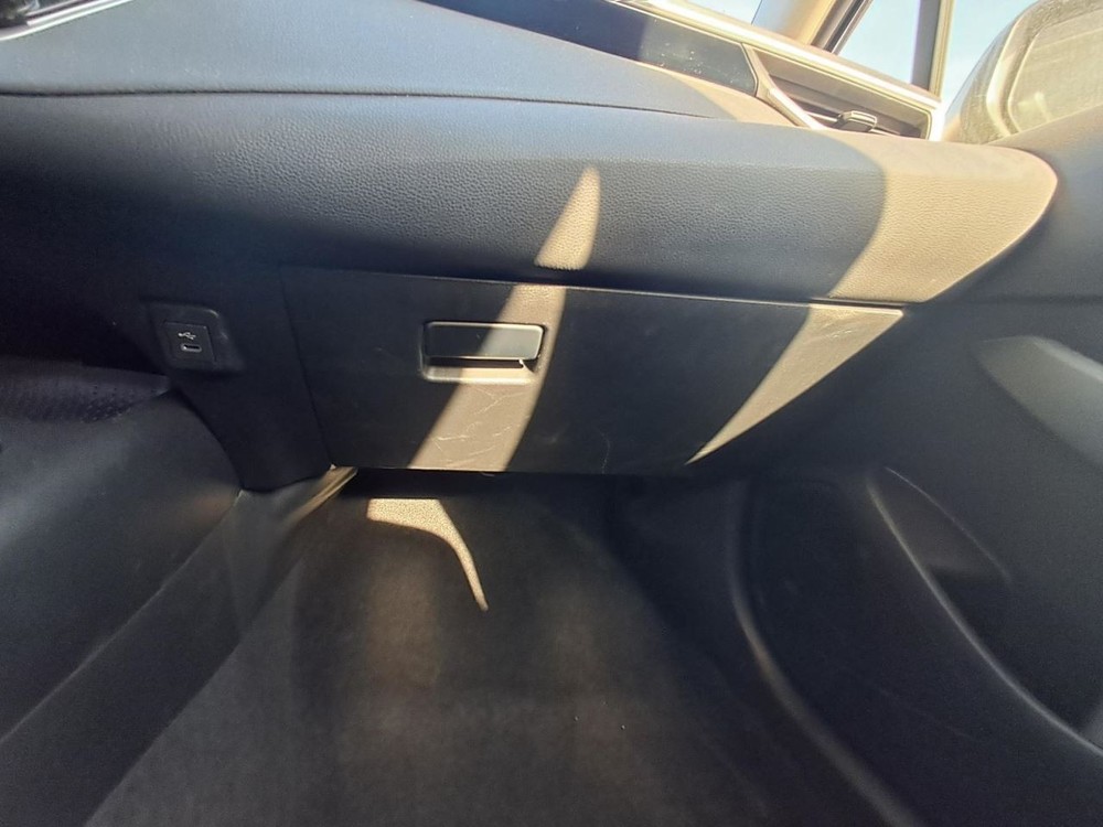 COROLLA   2023 Glove Box 4868233