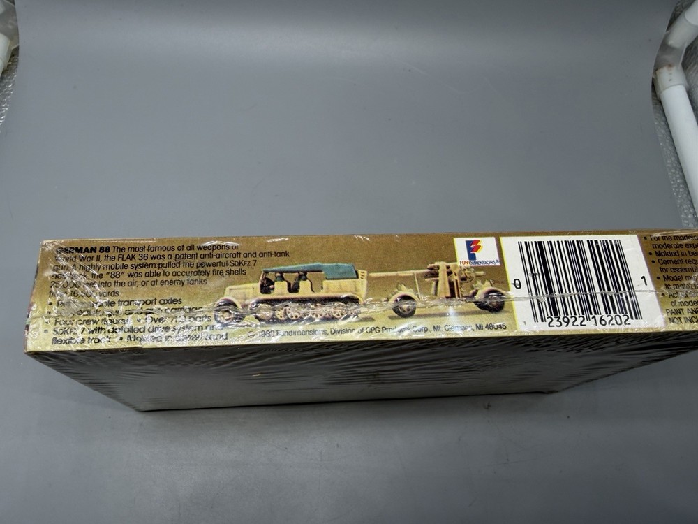 MPC German 88, 1/76 Scale Model Kit / New Open box