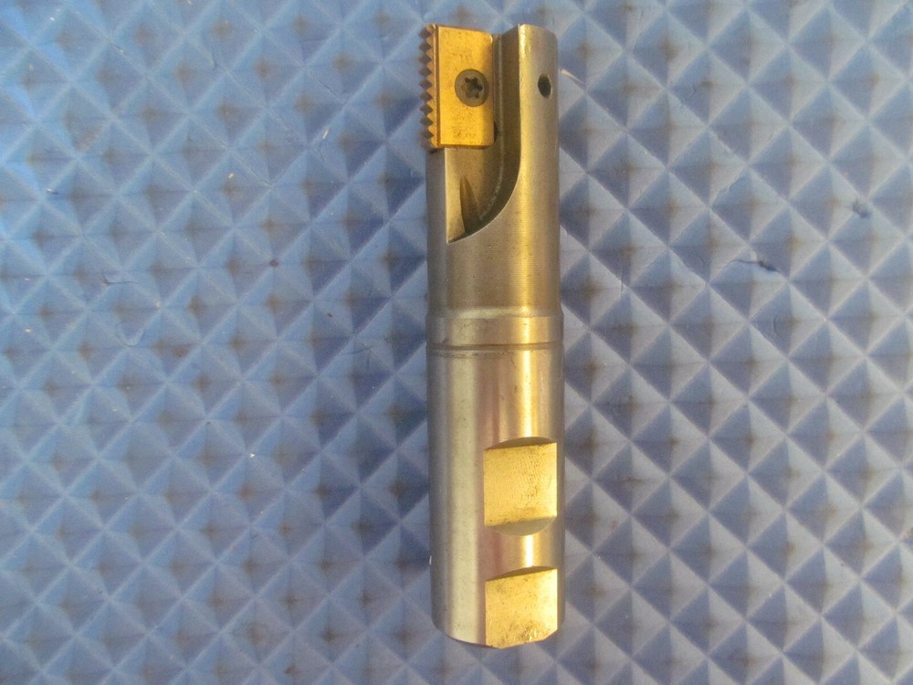 Coolant Thru TMX0100 Inserted Thread Mill 1" Shank Pockets in Perfect Condition