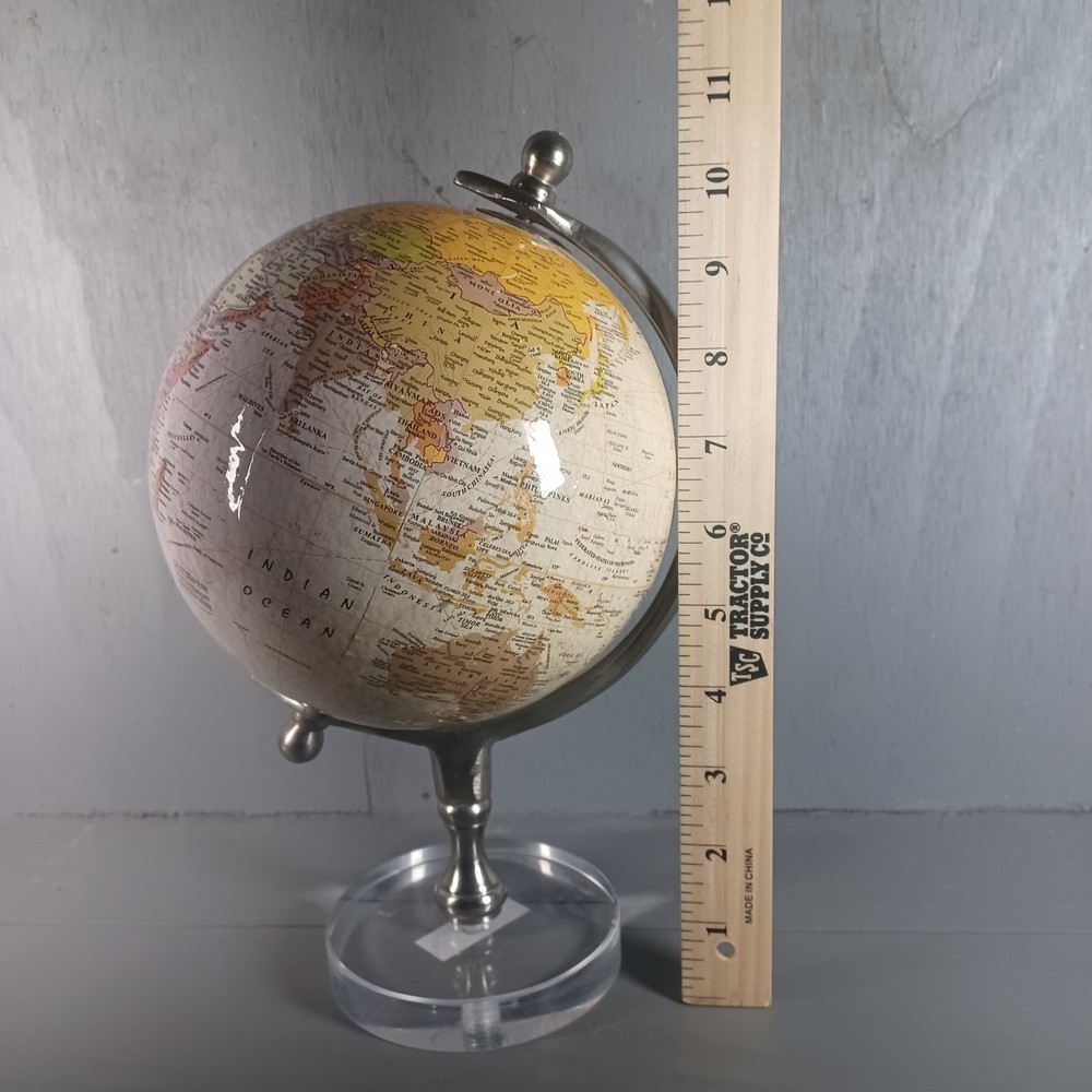 2009 UG Globe Desktop 6.5" Diameter