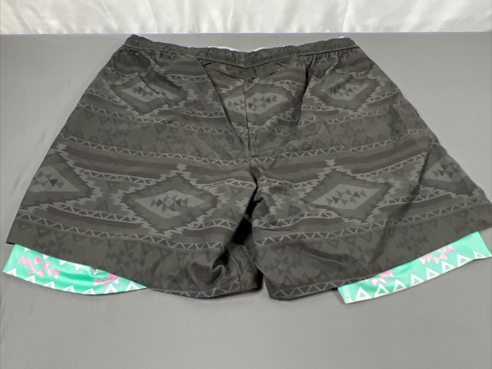 NWT Chubbies The Quests 5.5” Ultimate Training Short Large