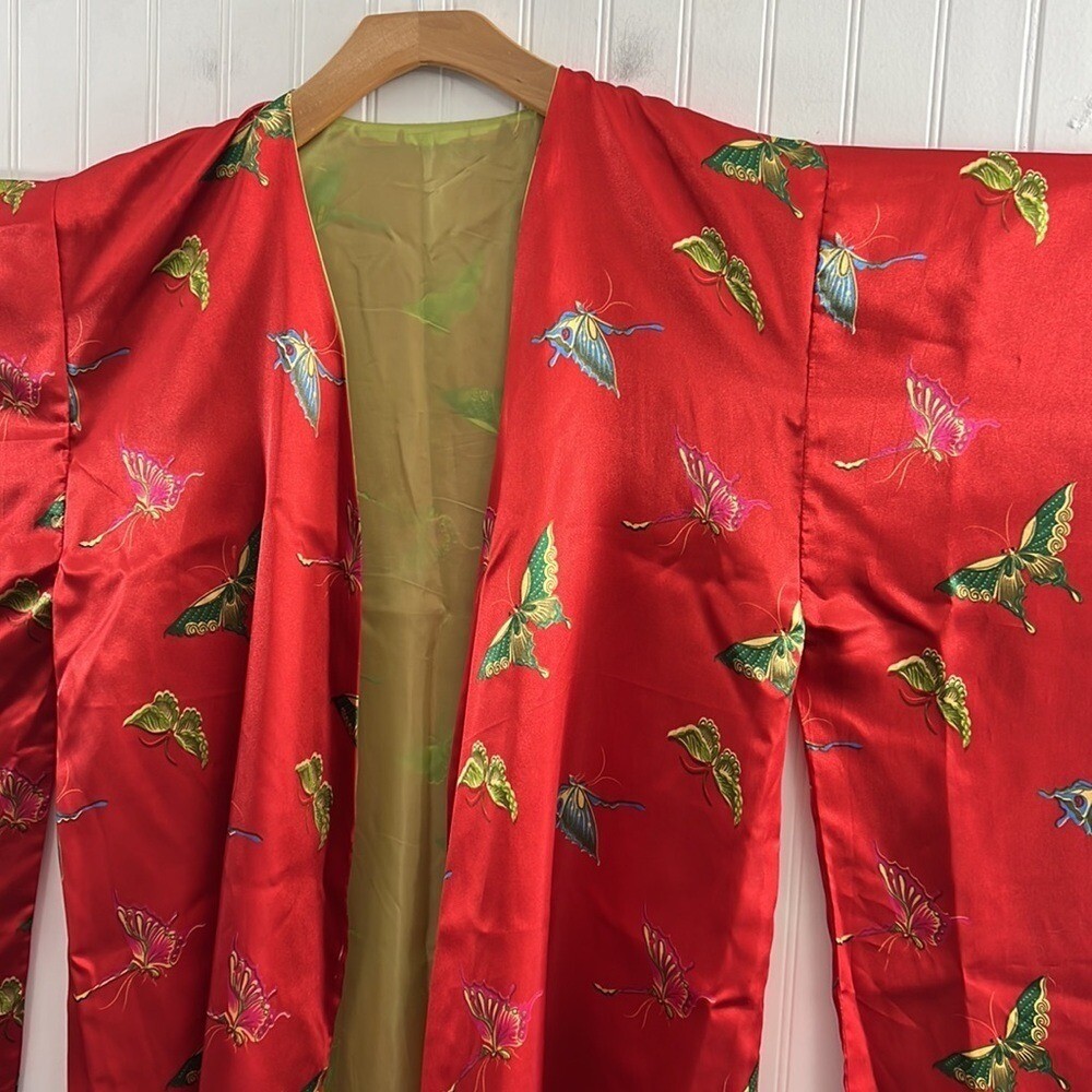 Red Satin Butterfly Japanese Style Kimono Jacket Womens Medium Gold Lining
