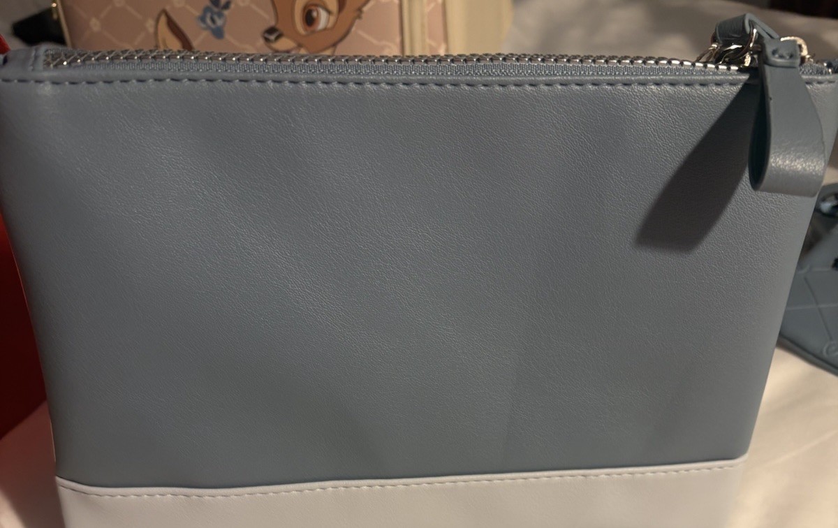 New Prime Mart Disney Stitch Makeup Bag Opens All The Way Attaché3 Compartments