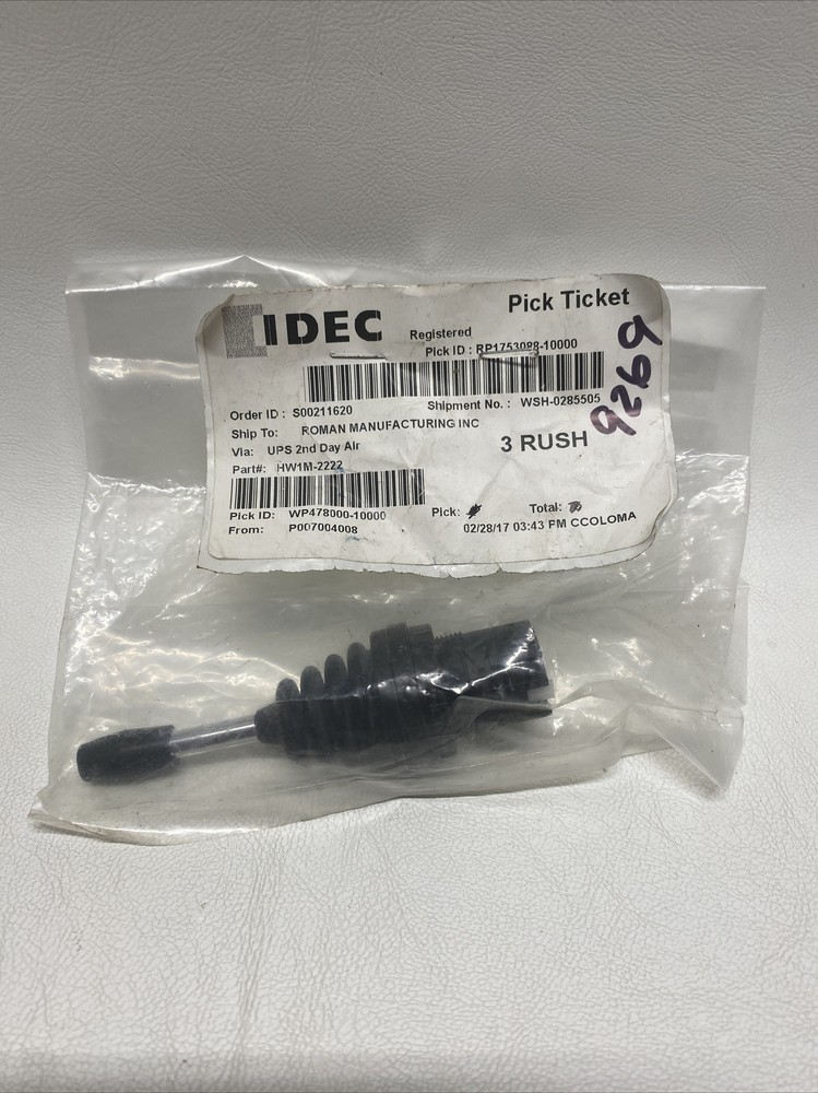 NNB IDEC HW1M-2222 Rocker Switch