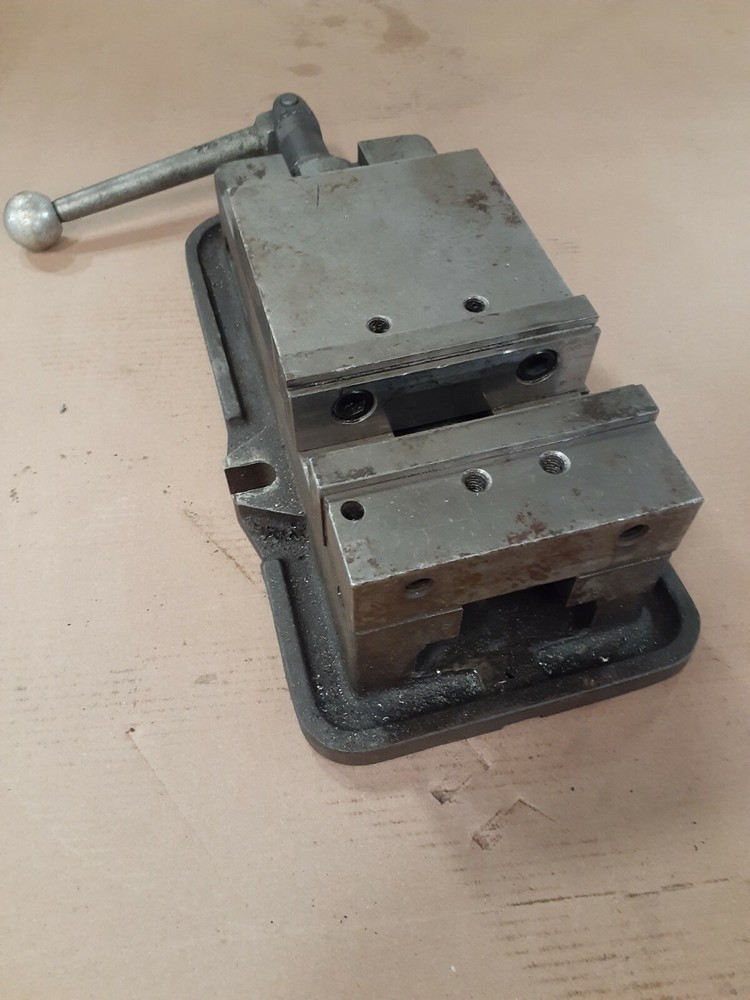 Milling Machine vise 5"