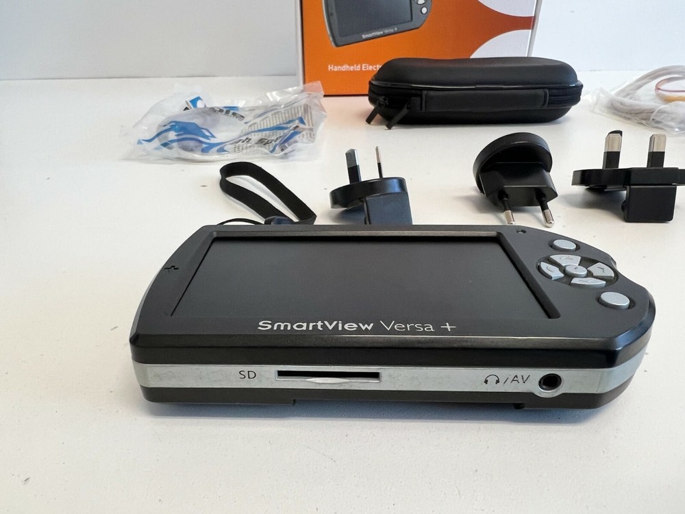 Humanware SmartView Versa + Handheld Electronic Magnifier
