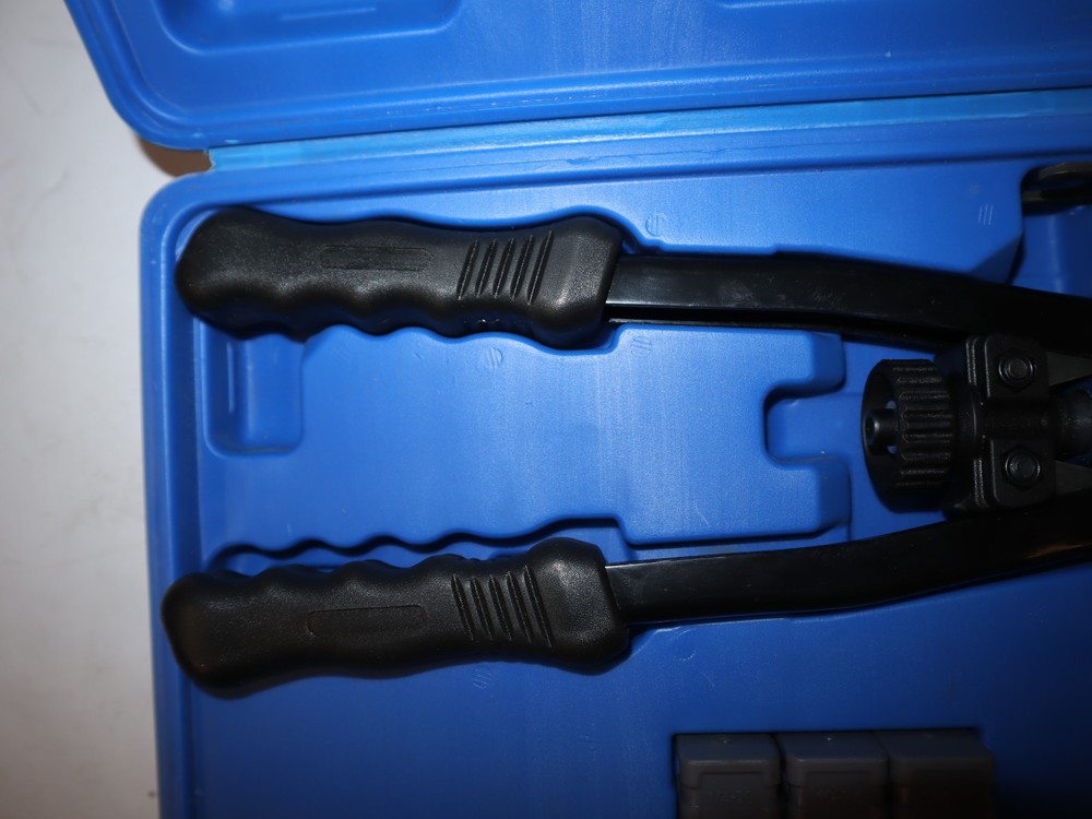 Cornwell Tools 13” Nut/Thread Setting Hand Riveter Kit - AS1442CW - AO4076496