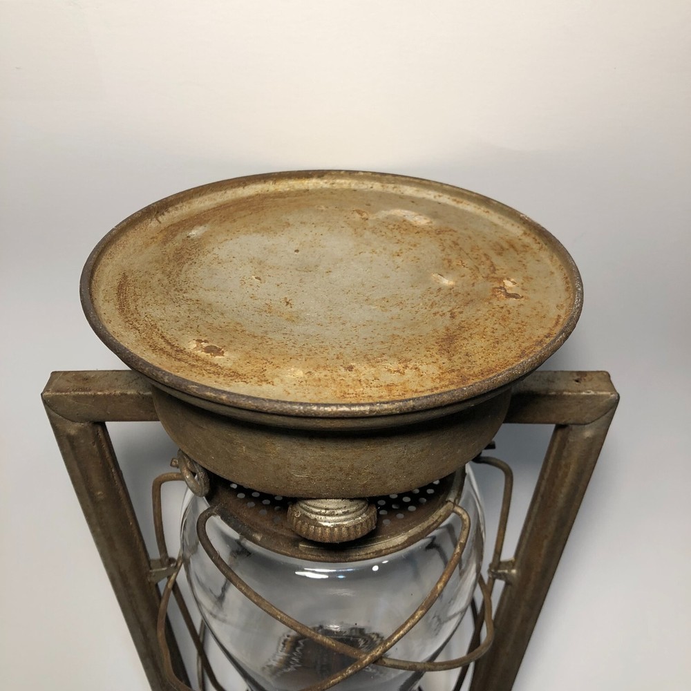 Antique Dietz Victor Lantern With Globe
