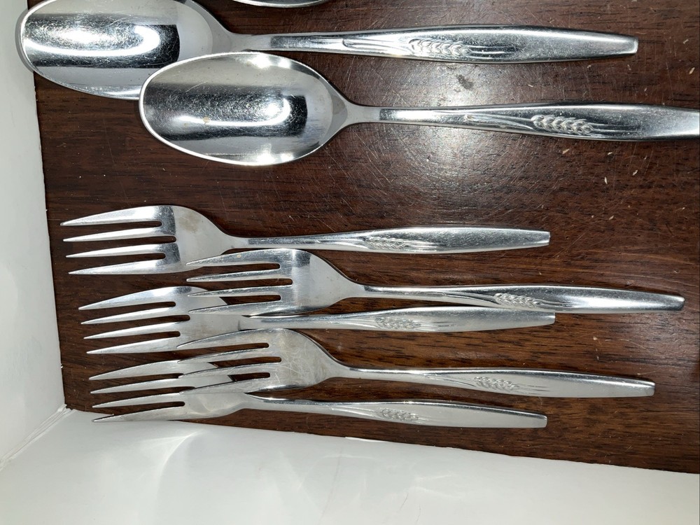 Prudential Stainless “Wheat Sprig” Flatware 30 PC Set