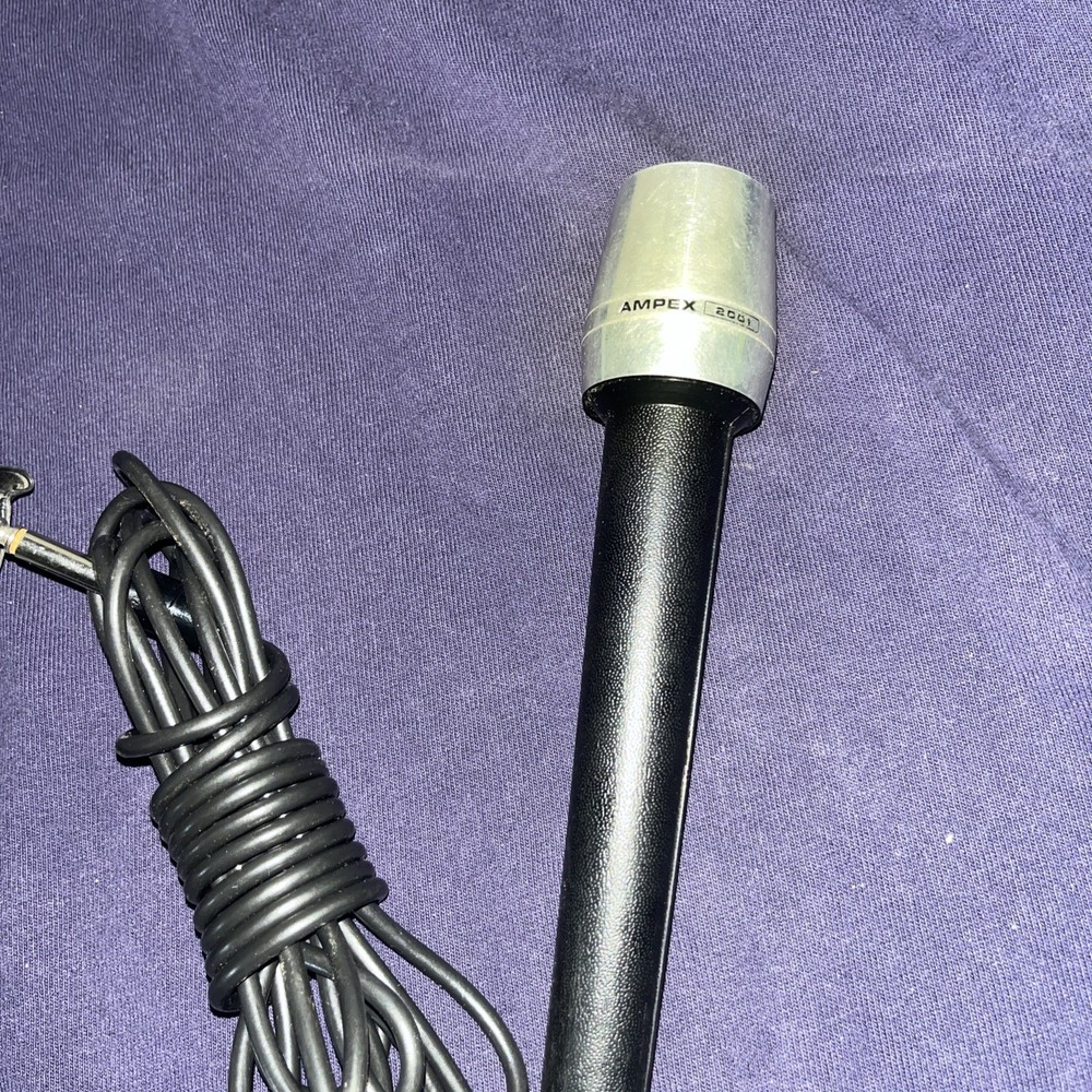Ampex 2001 Microphone