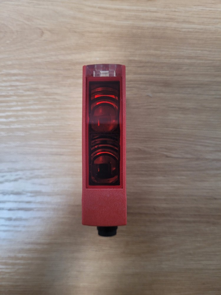 LEUZE HT46C/4P-M12 Electronic Sensor