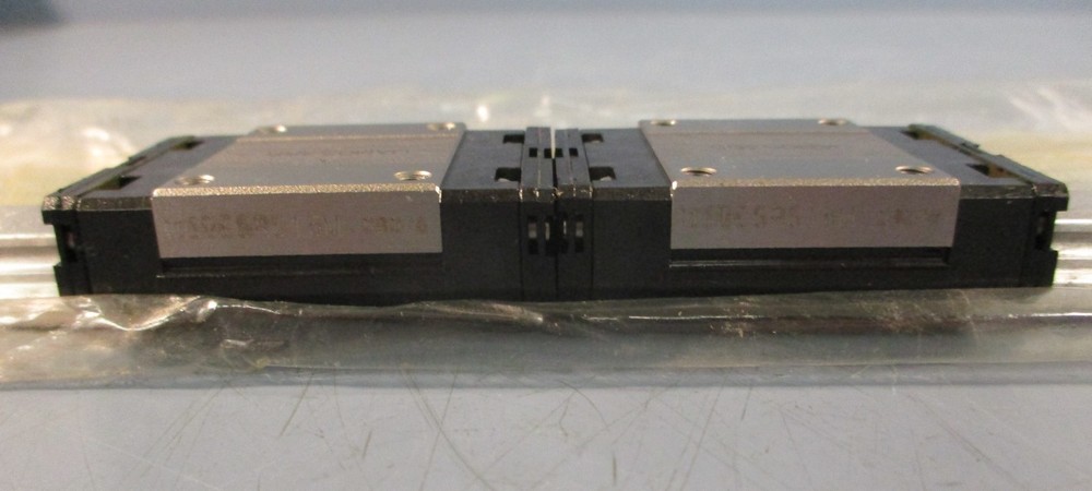THK SRS15M Linear Guide w/ 670mm Guide Rail Two Linear Guide Blocks