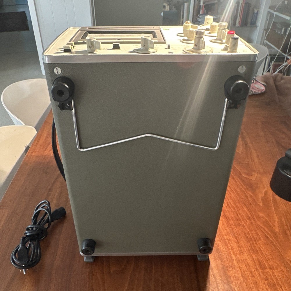 HP 3581A Wave Analyzer