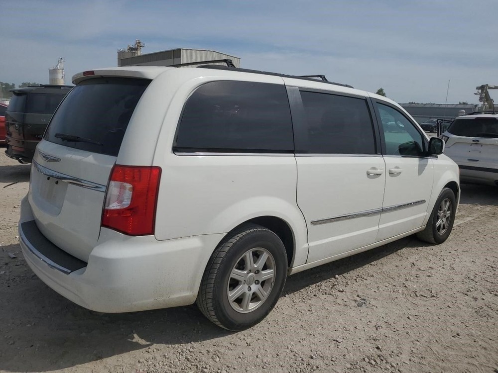 2012 TOWN AND COUNTRY Jack