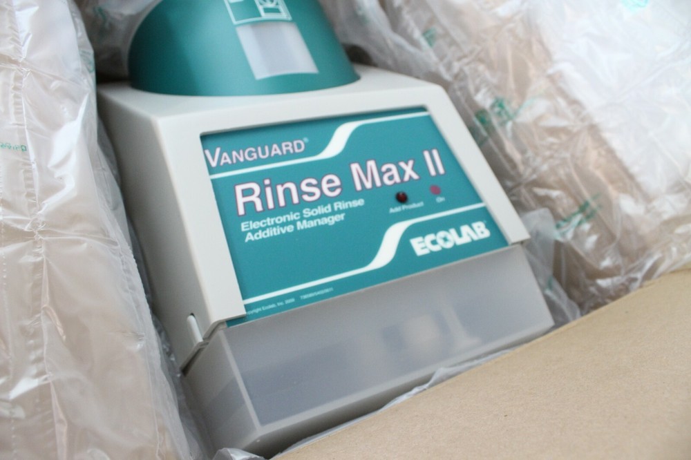 Ecolab 92181494 RINSE MAX II Vanguard Electronic Solid Rinse Additive Manager