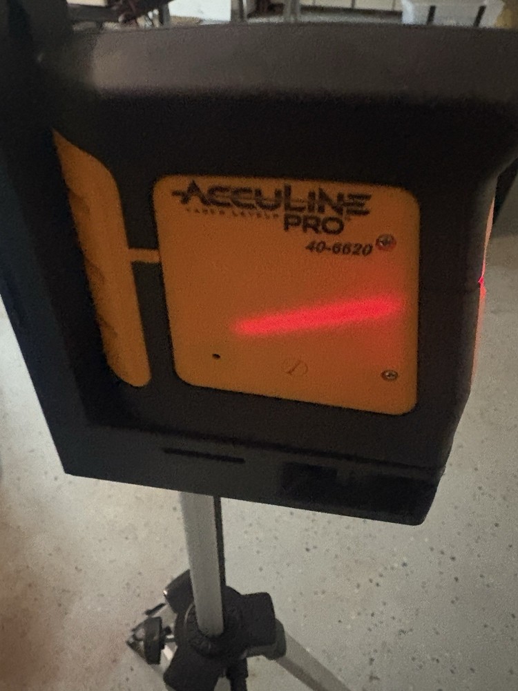 Johnson Acculine Pro 40-6620 Laser Level Auto Level