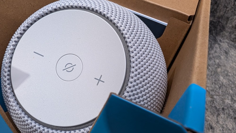 Amazon Echo Dot Max 2025 Newest Model Smart Speaker for Alexa+ MA49CA White