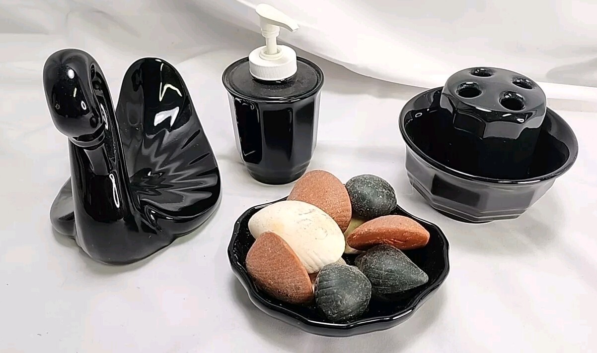 1980's Pfaltzgraff Swan Towel Holder Seashell Toothpaste Hand soap Bathroom Set