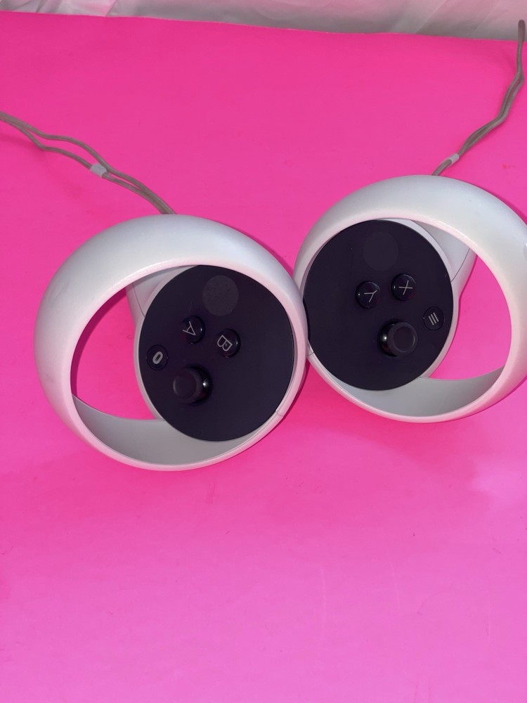Meta Oculus Quest 2 Controllers Pair - Good Condition
