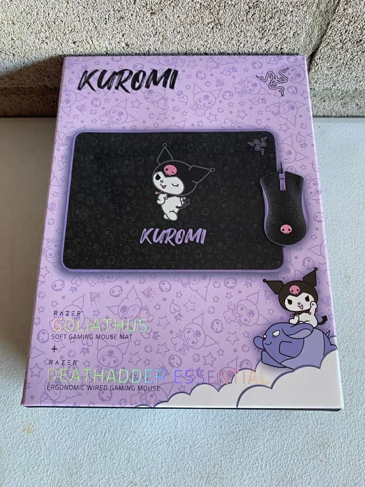 Razer DeathAdder Essential and Goliathus Mouse Mat Bundle - Kuromi Edition