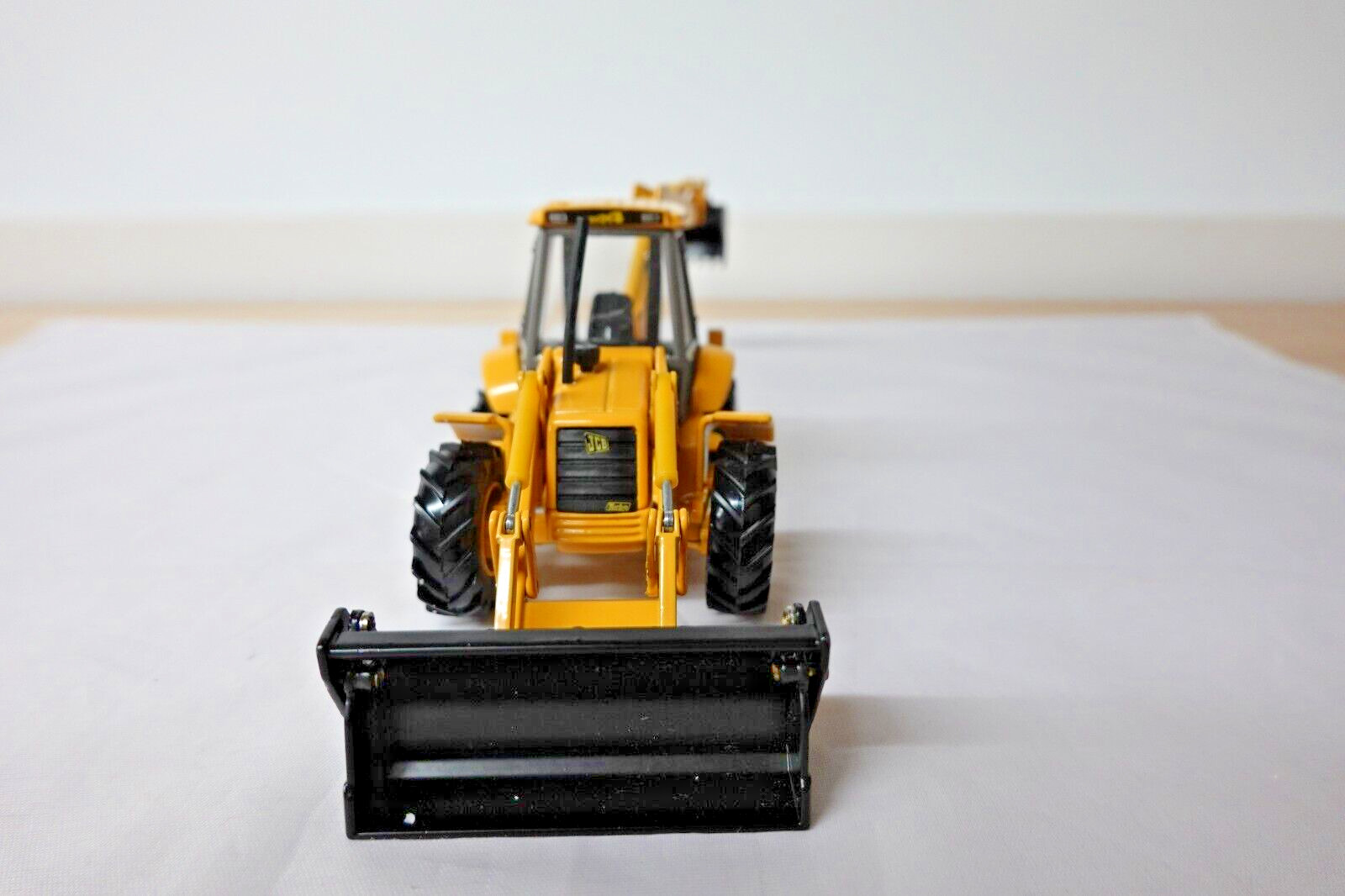 JOAL 175 JCB 4CX SITEMASTER BACKHOE LOADER 1:35 SCALE N.I.B.