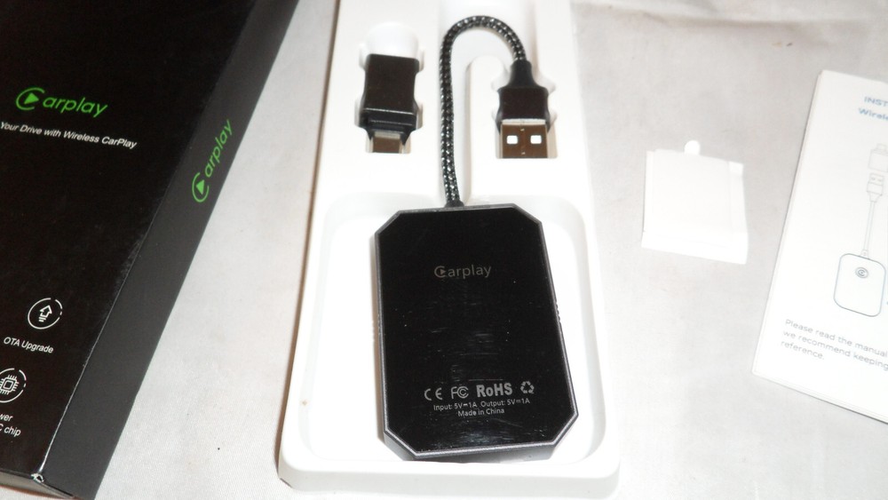 Wireless CarPlay Adapter Dongle USB For Apple iOS 10+ Car Auto Navigation Player