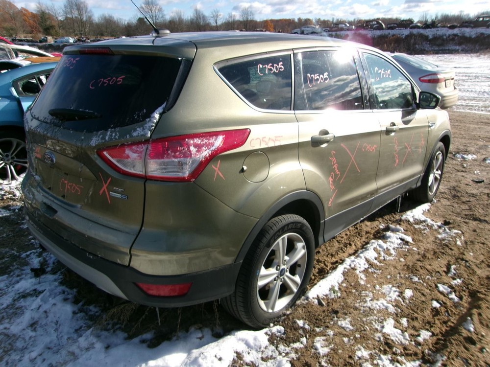 Used Transfer Case Assembly fits: 2013 Ford Escape Grade B