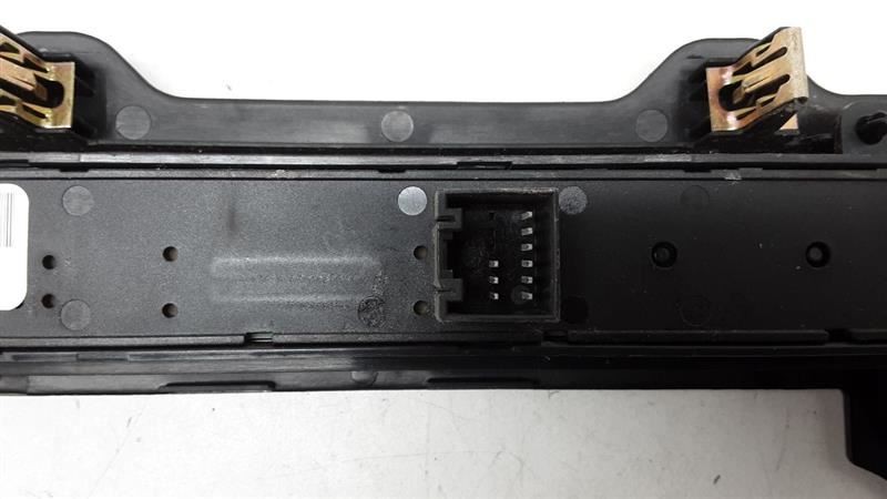 GRANDCHER 2005 Dash Bezel 371645