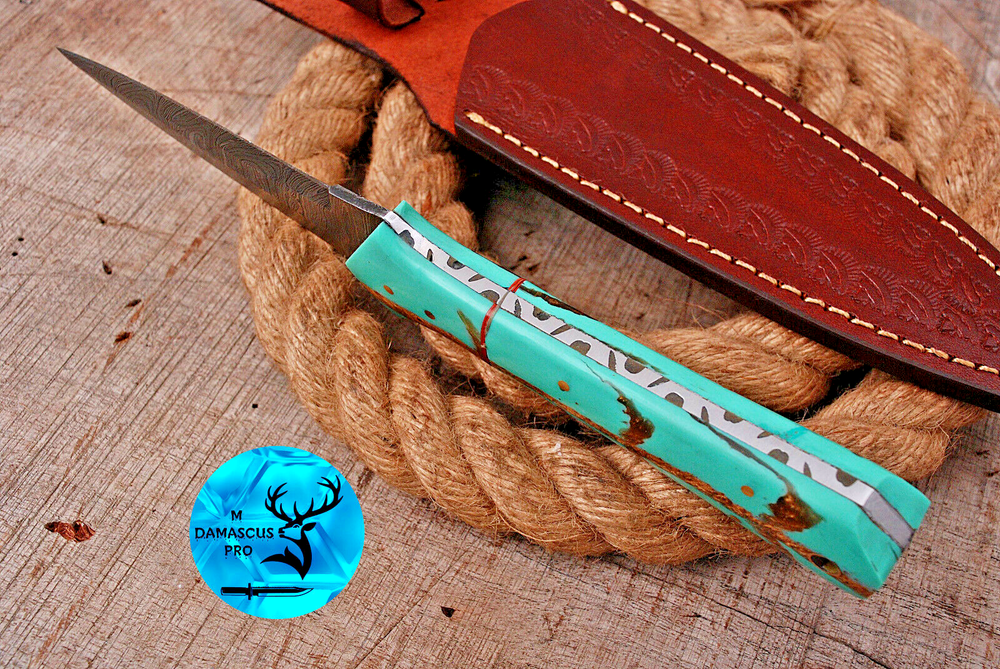 Hand Made Boot Knife Forged Damascus Steel Blade Two Side Very Sharp Edge 686