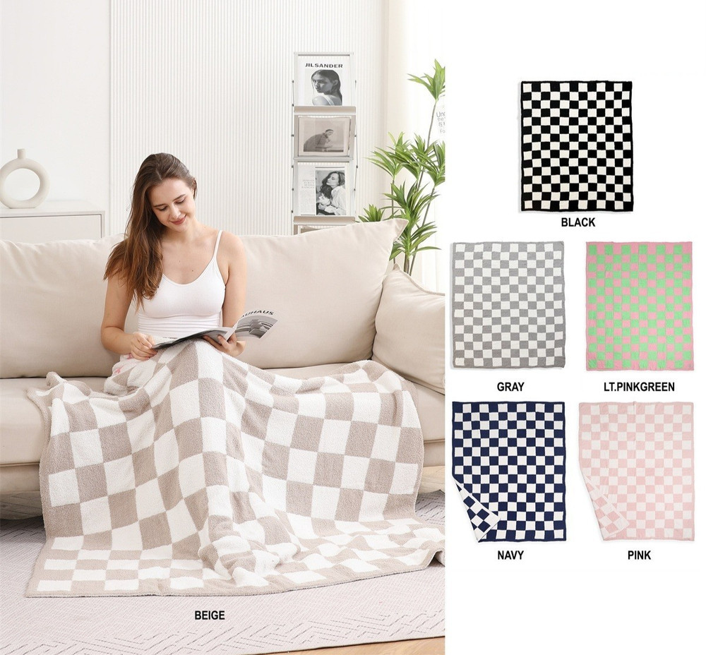 ComfyLuxe Checkered Pattern Throw Blanket