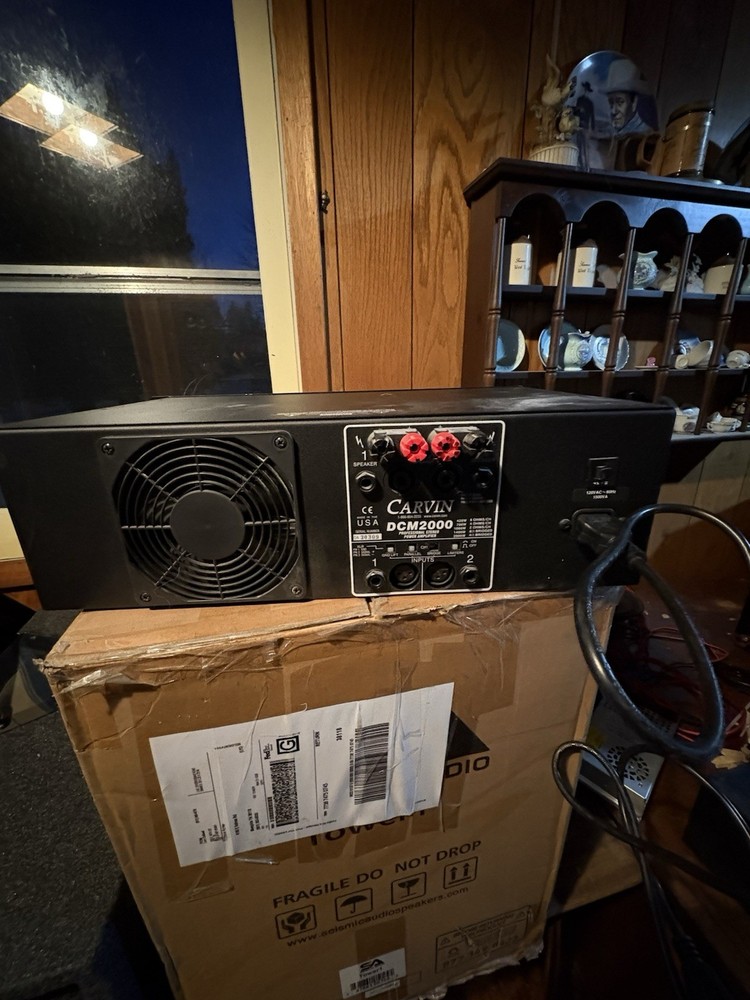 Carvin DCM 2000 Professional Power Amplifier 2000 Watts L@@K!!