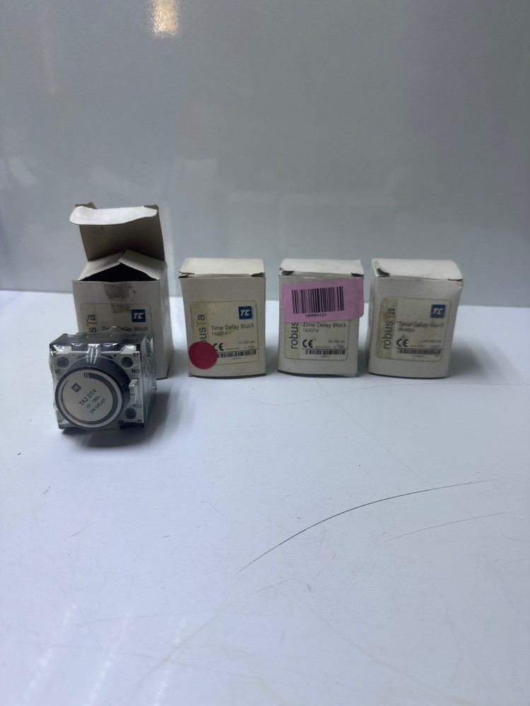 LOT 4 PCs robusTa TA2DT4 Timer Pneumatic On Delay 10-180sec
