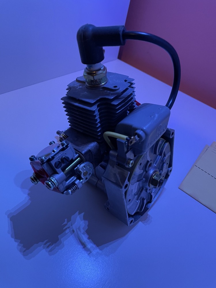 Rare. New (Opened) Zenoah G23 Engine