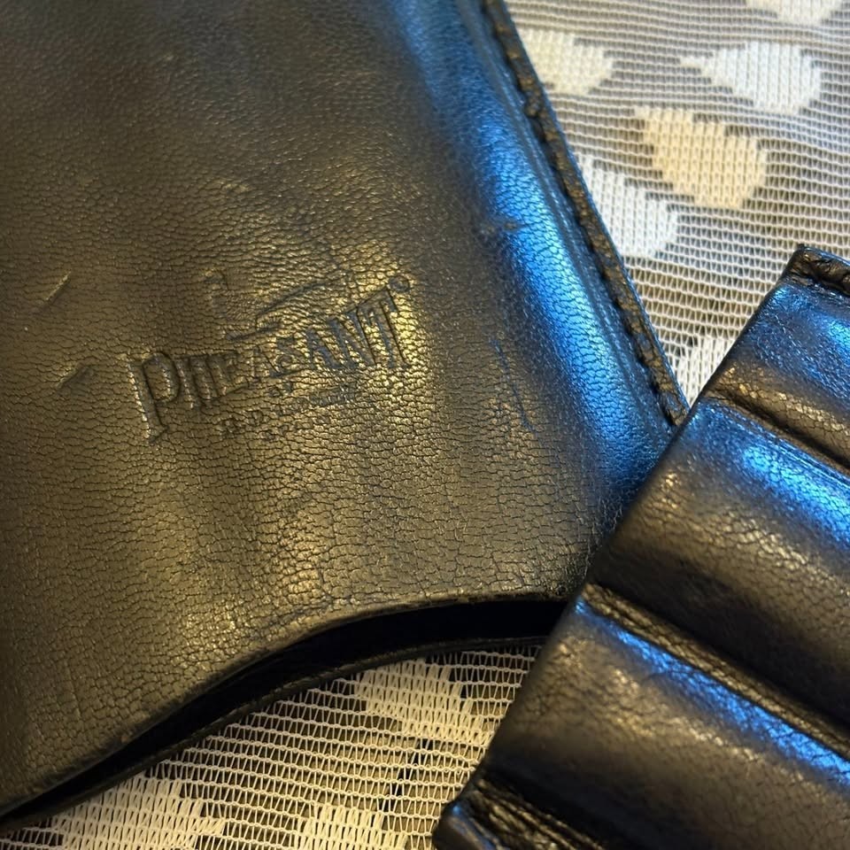 Vintage Leather Gentleman’s Set: Brands -Buxton & Pheasant