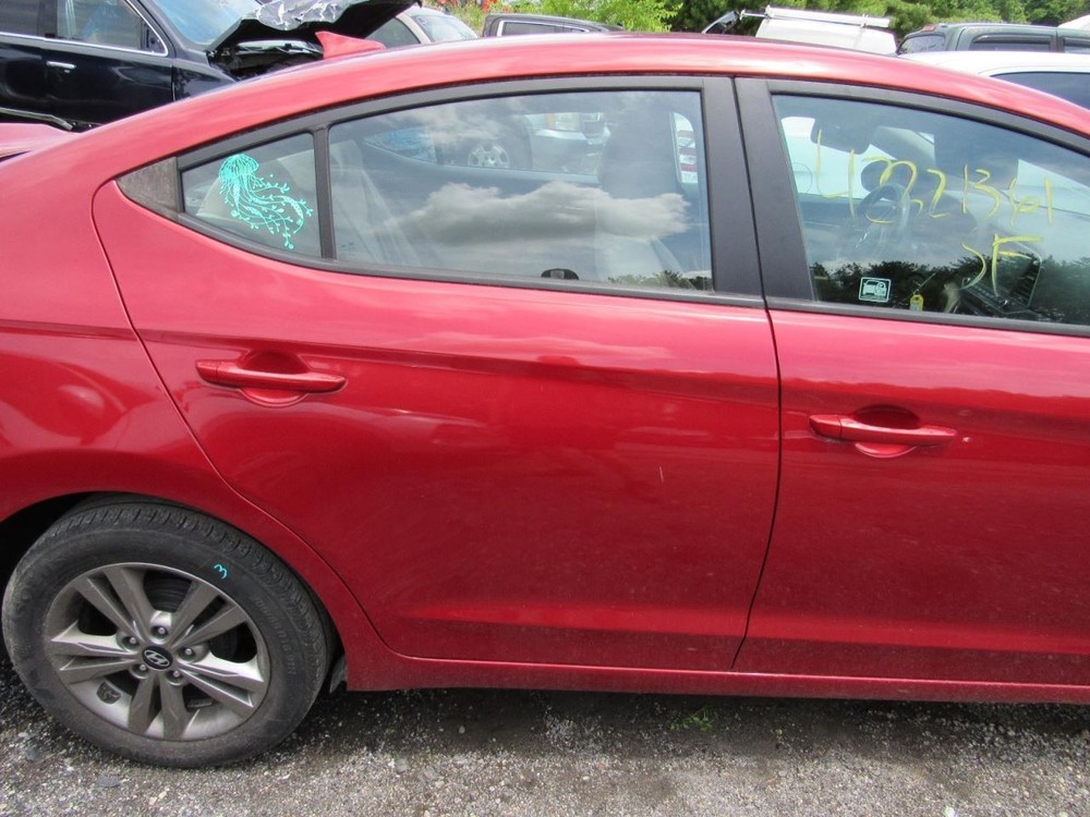 ELANTRA 2017 Glove Box 1056036